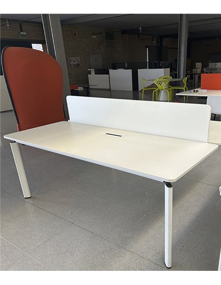 Outlet Bench 2 puestos Clavis