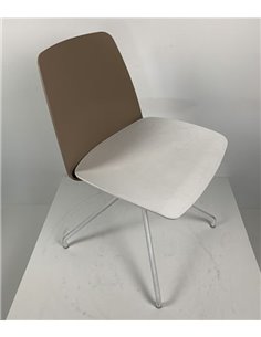 Outlet Silla Unnia blanca (4 radios)